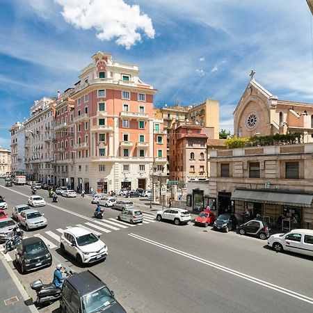 Briseide Boutique Rooms Colosseum โรม ภายนอก รูปภาพ