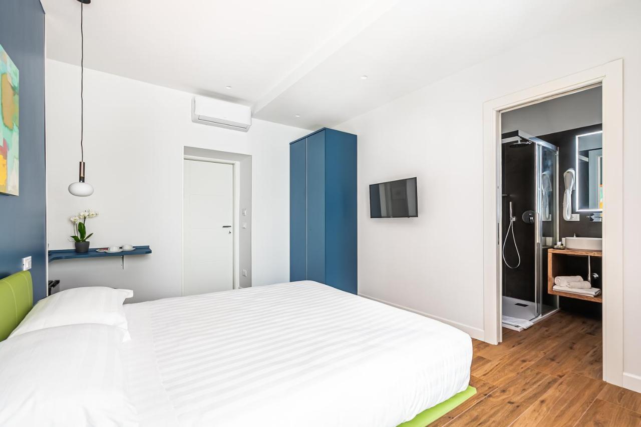 Briseide Boutique Rooms Colosseum โรม ภายนอก รูปภาพ
