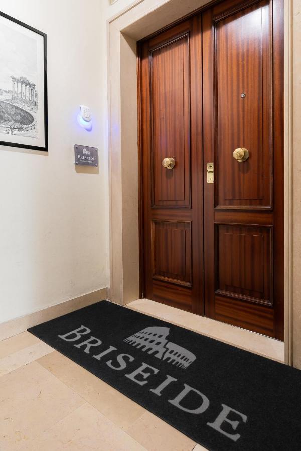 Briseide Boutique Rooms Colosseum โรม ภายนอก รูปภาพ
