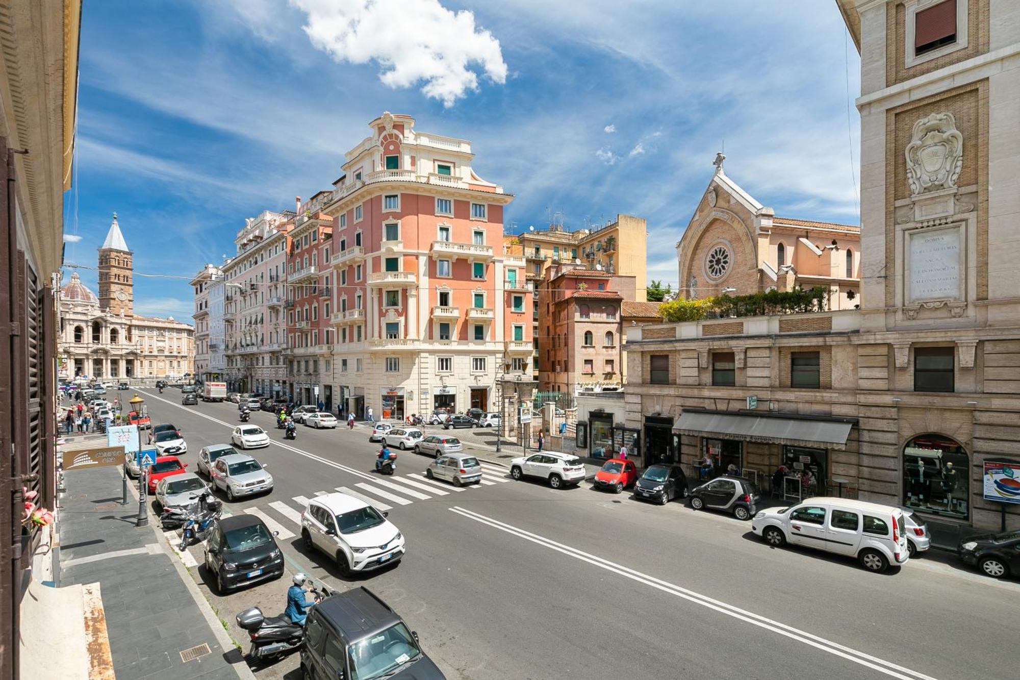 Briseide Boutique Rooms Colosseum โรม ภายนอก รูปภาพ